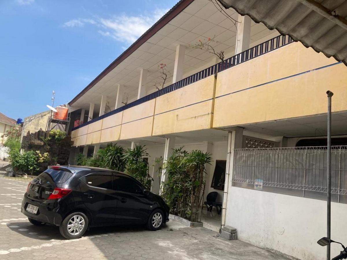Hotel Surya Citra Jogja A Mitra Reddoorz Jogjacarta Exterior foto